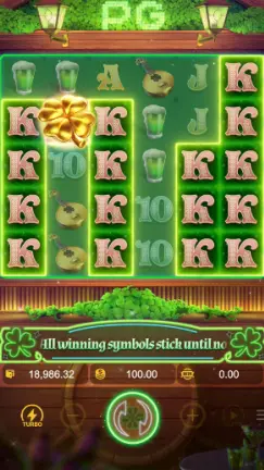 LUCKY CLOVER SYMBOL
